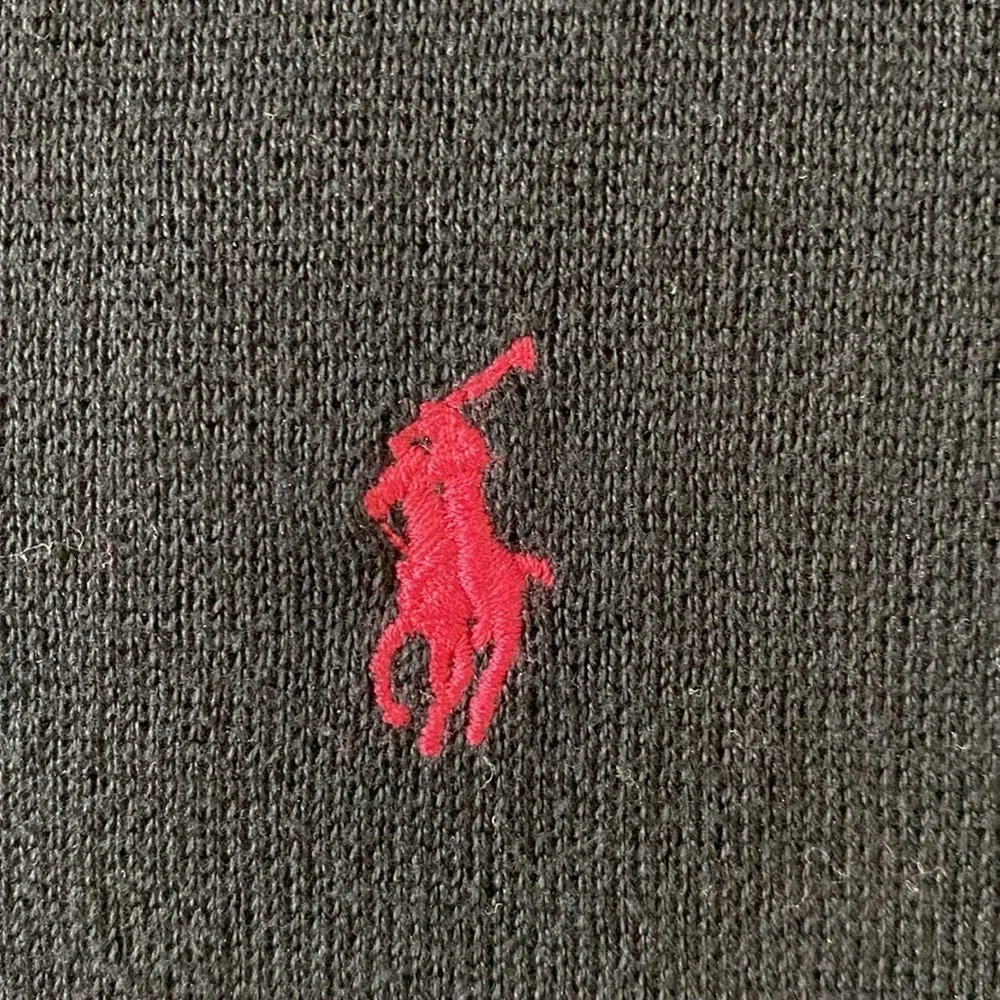 Polo Golf Ralph Lauren Black Mens V Neck Sweater Vest in Size XL.